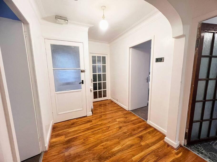 Shared House In Central Location Инвернесс Экстерьер фото